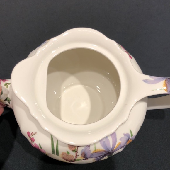 VTG Sadler Spring Floral Teapot Iris Narcissus Wildflowers Made in England EUC ! - Picture 4 of 14